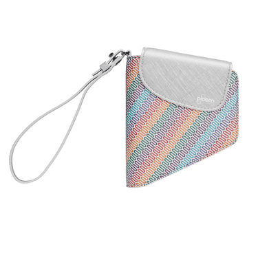 Widok z boku na gamę etui Ploom AURA Duo
