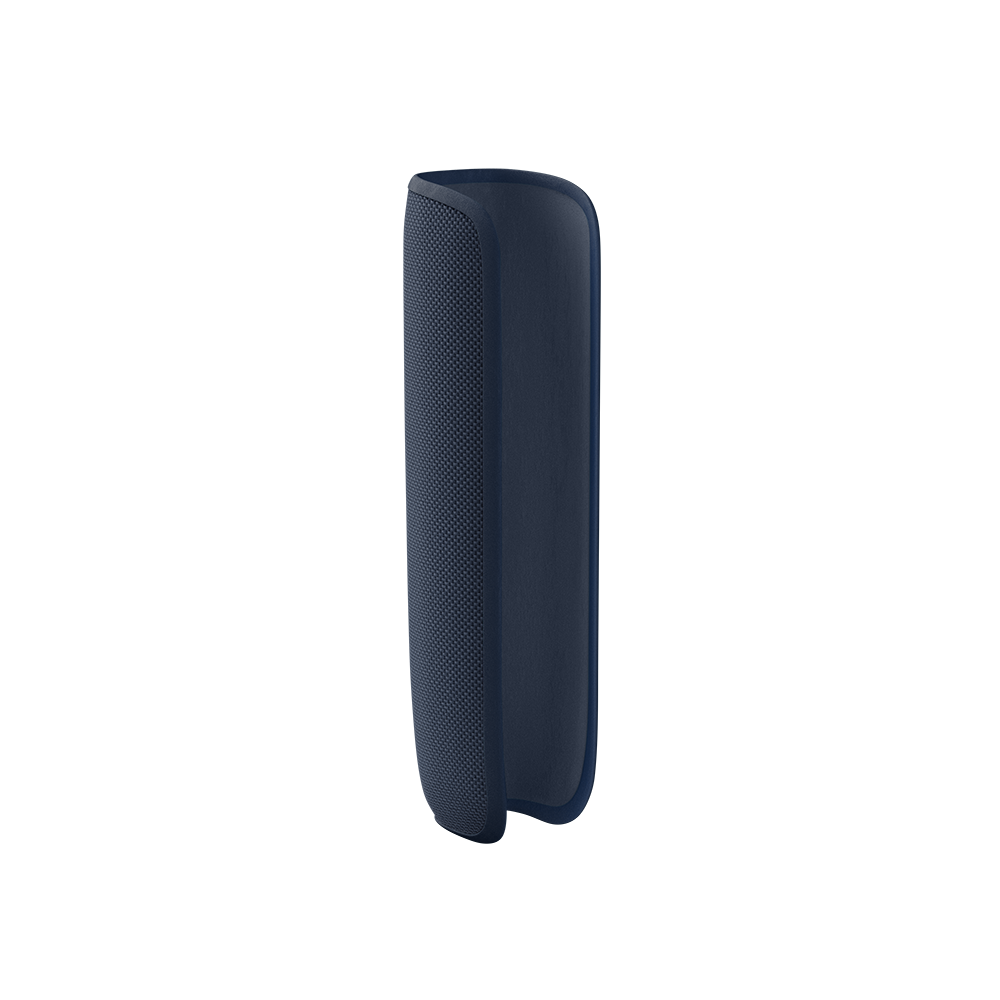 Etui Ploom AURA Navy Blue na urządzeniu
